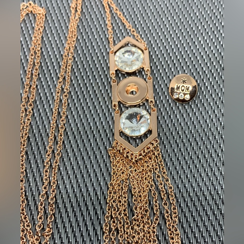 💗SALE - Rose Gold Tasseled Snap Button MOM Necklace - Ginger Snaps & Co - Picture 4 of 11